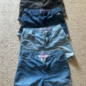 Four pair of girls children’s place shorts